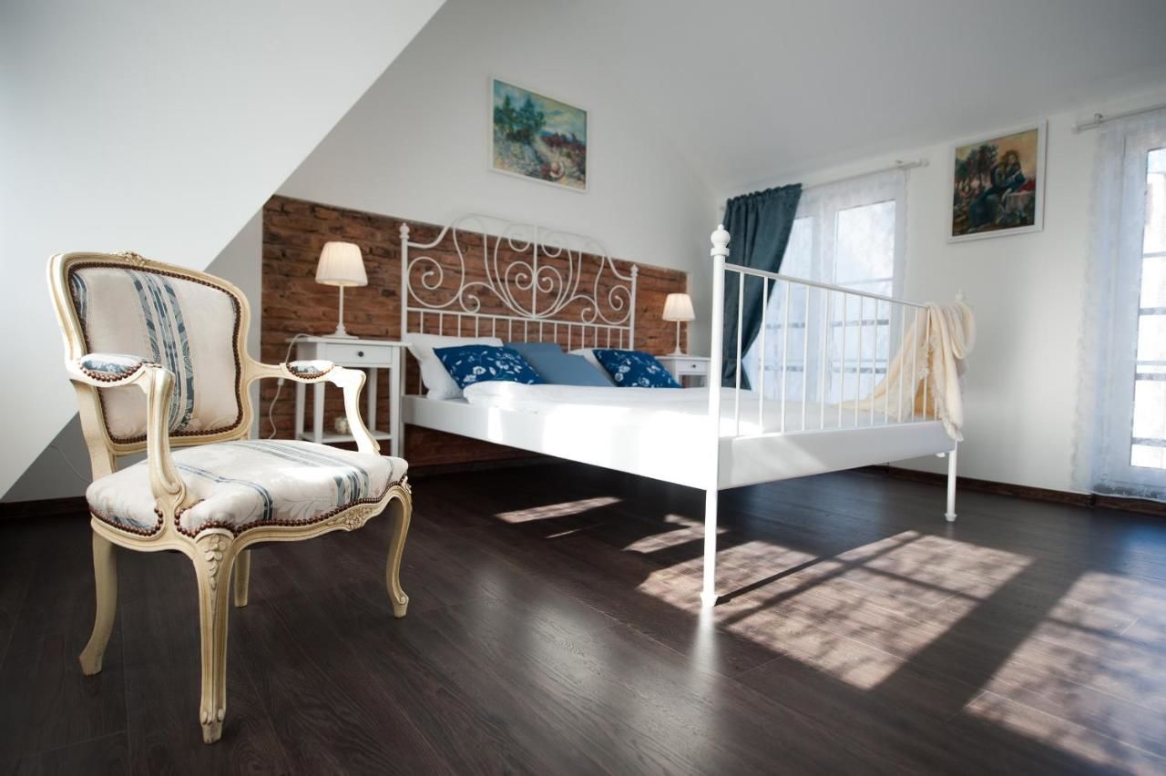 Апартаменты Vilnius Old Town, 3 BDR Penthouse, 100 m2 with Terrace Вильнюс-13