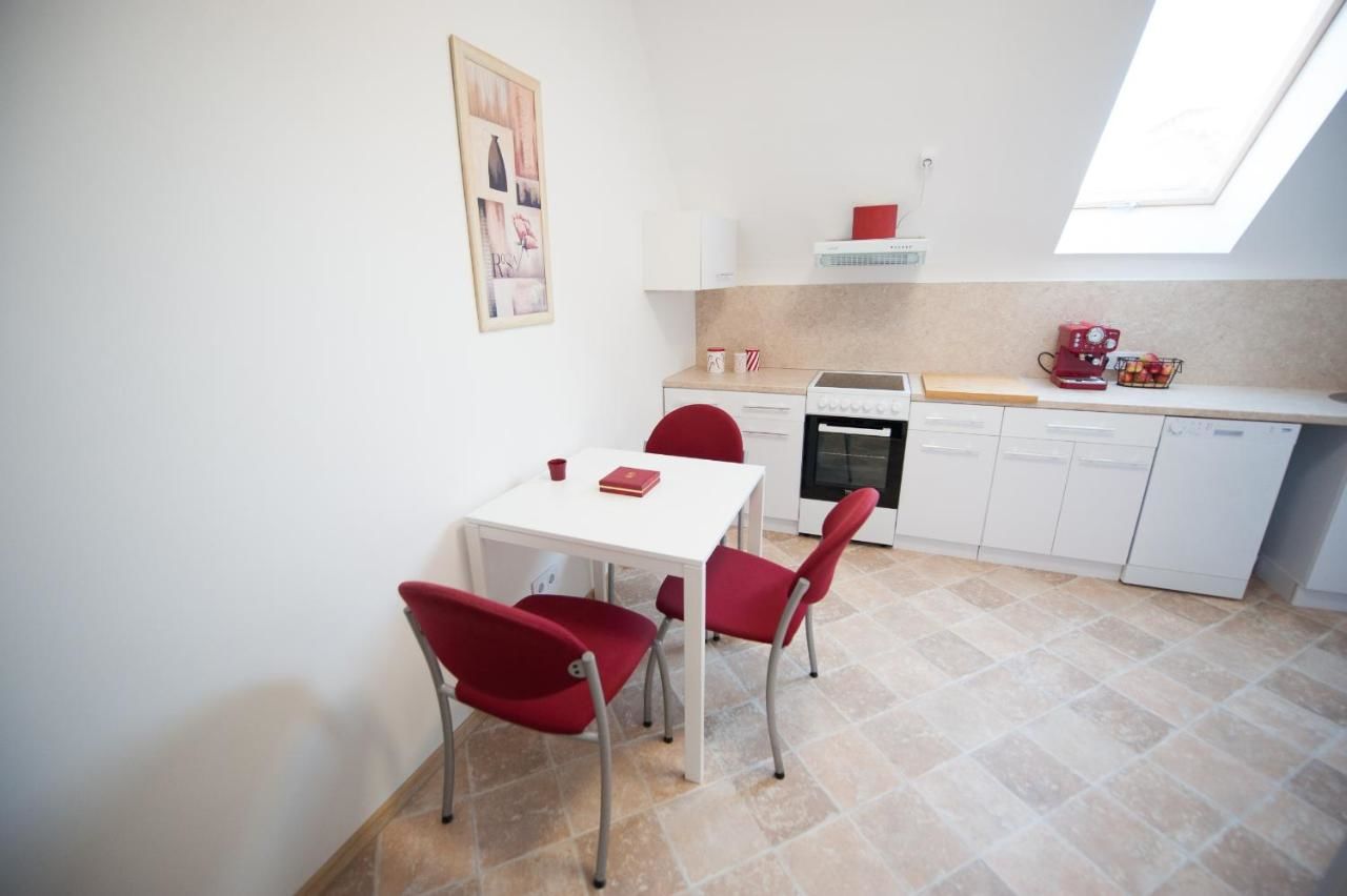 Апартаменты Vilnius Old Town, 3 BDR Penthouse, 100 m2 with Terrace Вильнюс-44