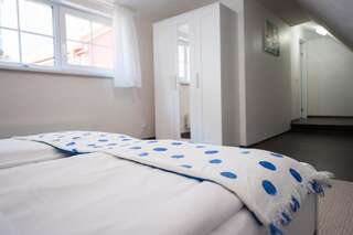 Апартаменты Vilnius Old Town, 3 BDR Penthouse, 100 m2 with Terrace Вильнюс Апартаменты-27