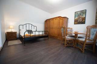 Апартаменты Vilnius Old Town, 3 BDR Penthouse, 100 m2 with Terrace Вильнюс Апартаменты-32