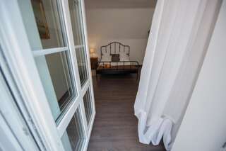Апартаменты Vilnius Old Town, 3 BDR Penthouse, 100 m2 with Terrace Вильнюс Апартаменты-33