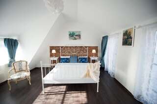Апартаменты Vilnius Old Town, 3 BDR Penthouse, 100 m2 with Terrace Вильнюс Апартаменты-6