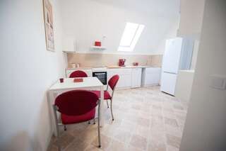 Апартаменты Vilnius Old Town, 3 BDR Penthouse, 100 m2 with Terrace Вильнюс Апартаменты-75