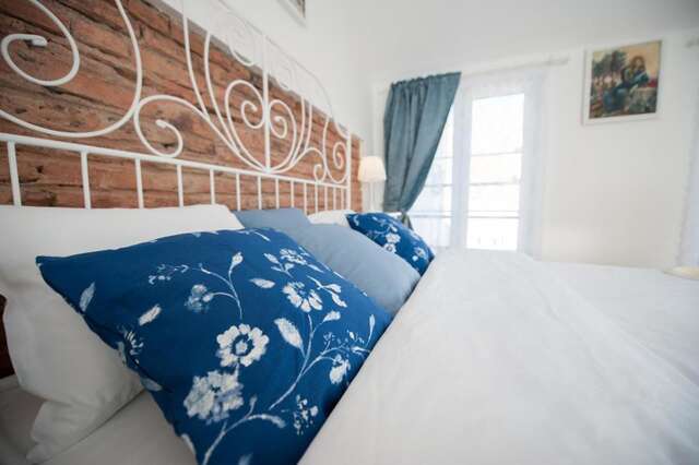 Апартаменты Vilnius Old Town, 3 BDR Penthouse, 100 m2 with Terrace Вильнюс-20