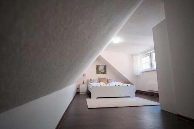 Апартаменты Vilnius Old Town, 3 BDR Penthouse, 100 m2 with Terrace Вильнюс-52