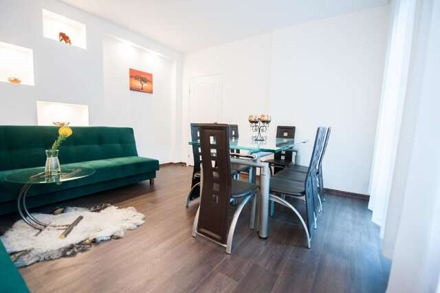 Апартаменты Vilnius Old Town, 3 BDR Penthouse, 100 m2 with Terrace Вильнюс-61